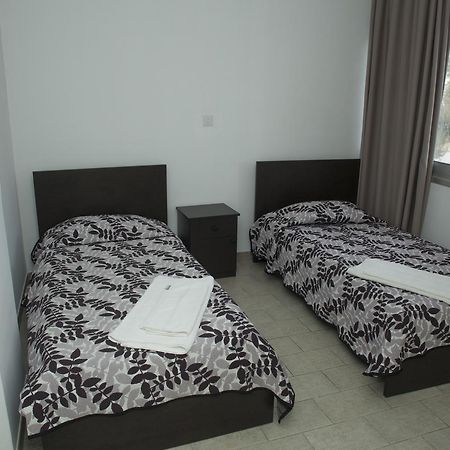 Anemos Apartments Limassol Luaran gambar