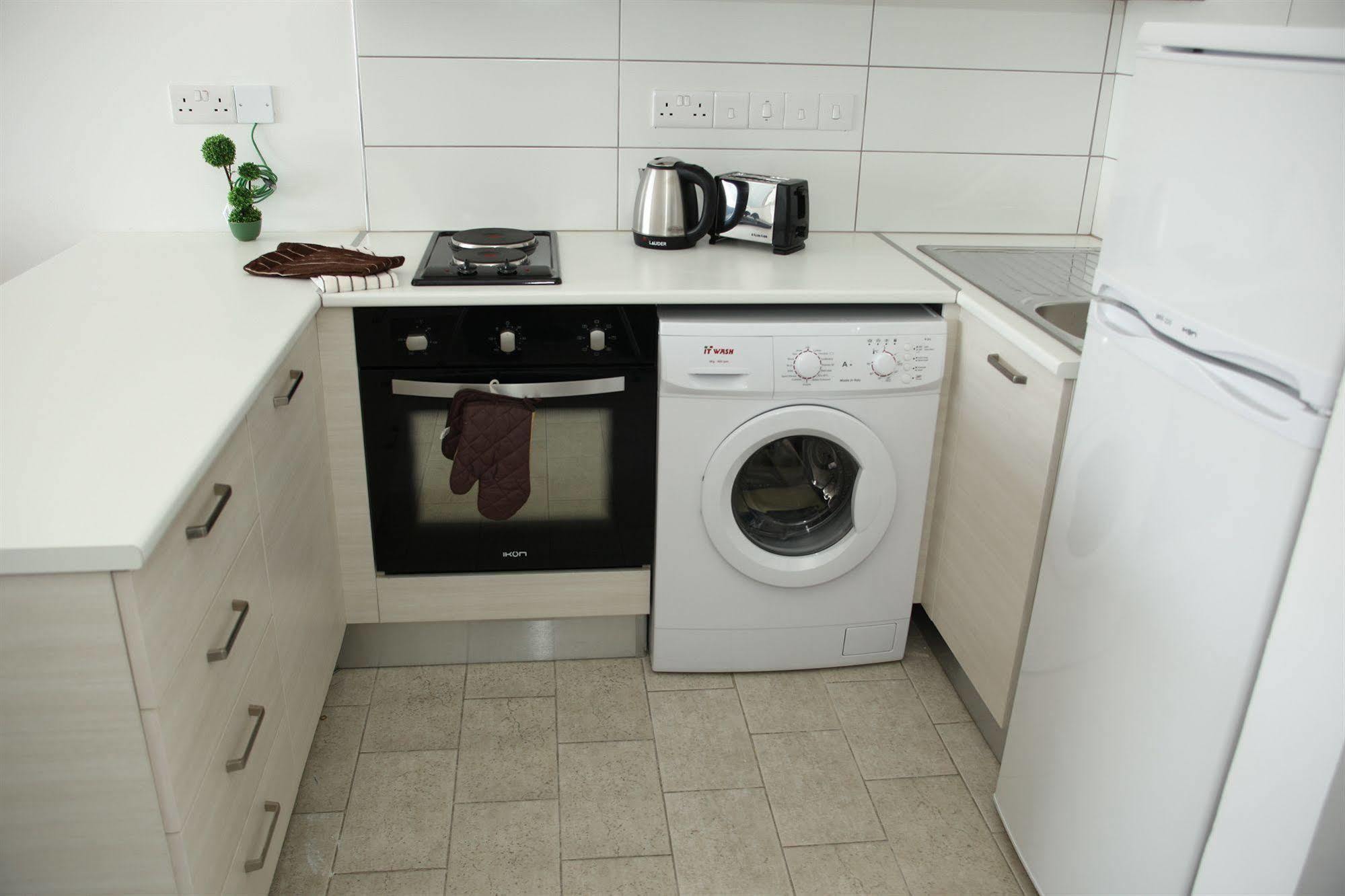 Anemos Apartments Limassol Luaran gambar