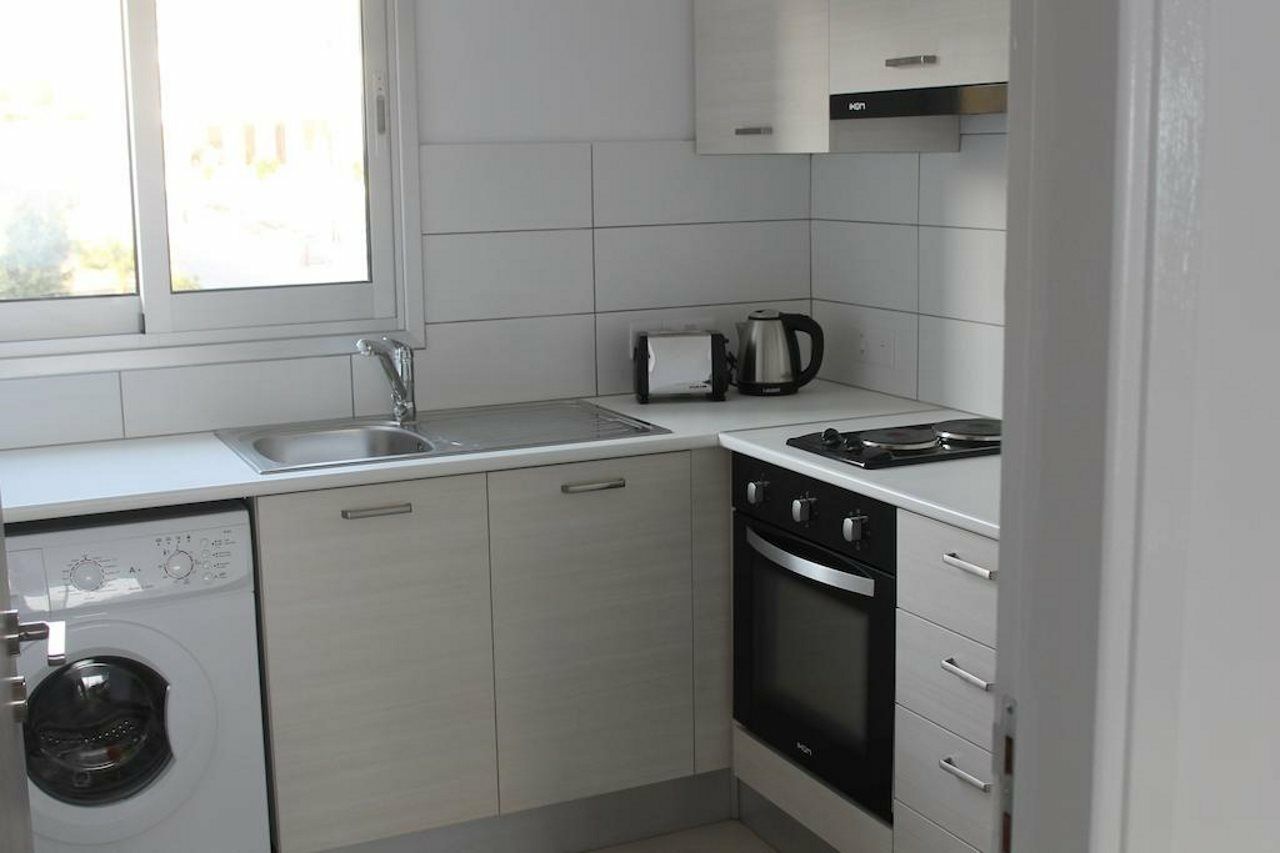 Anemos Apartments Limassol Luaran gambar